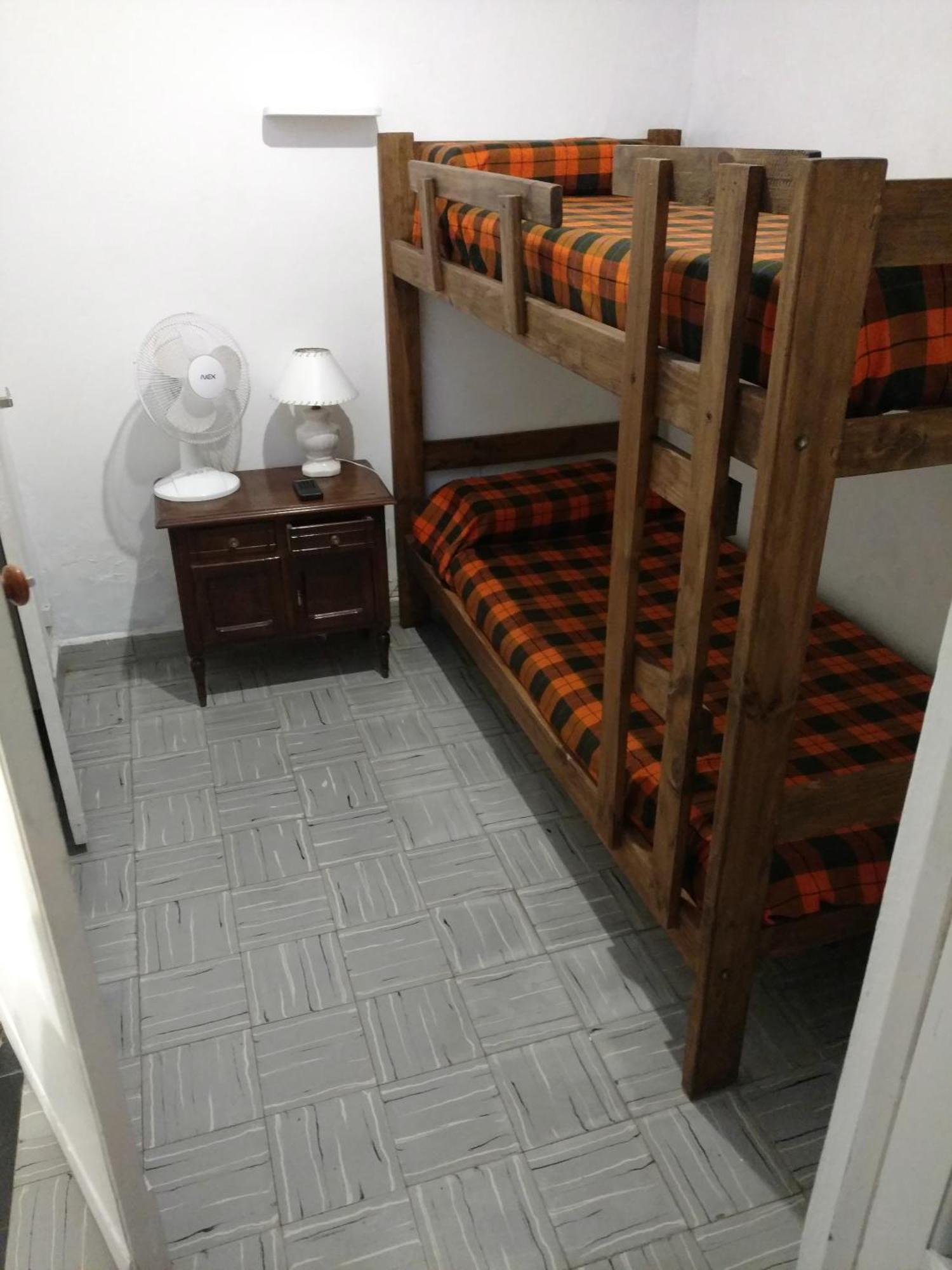 מר דל פלאטה Hosteria Almirante Brown מראה חיצוני תמונה